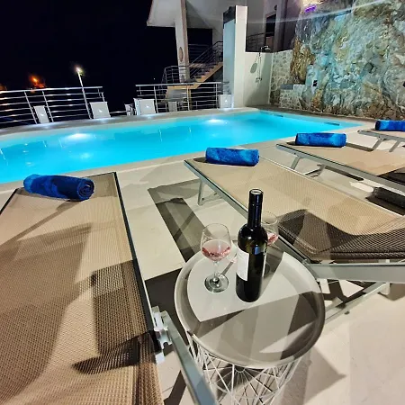 Ivan's Holiday House With Private Swimming Pool