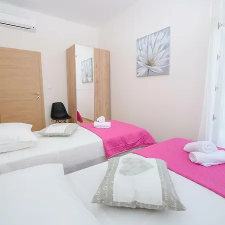 Ivan's Holiday House With Private Swimming Pool Apartment Klis