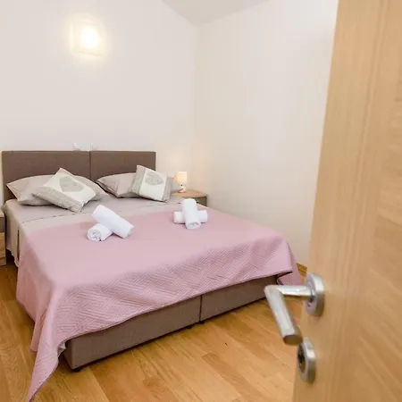 Ivan's Holiday House With Private Swimming Pool Apartment Klis