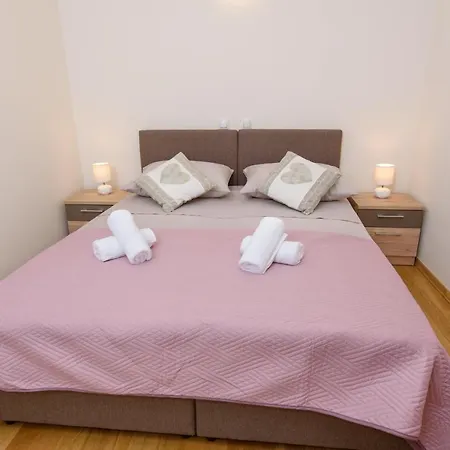 Ivan's Holiday House With Private Swimming Pool * Klis